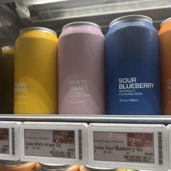 Erewhon - Grocery Near Me - Beverly Hills, California