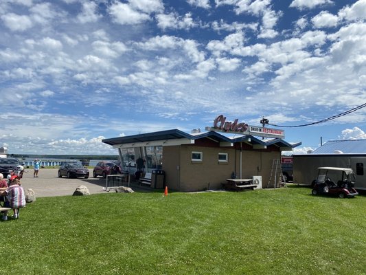 Clyde's Drive-In by null