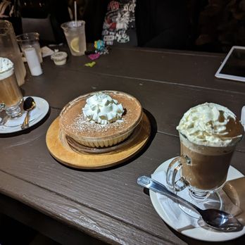 La Lanterna Restaurant & Caffe - Tiramisu for Two, Mexican Coffee - Italian Near Me - Yonkers, New York