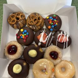 Dune Donut and Bagel Deli - Donuts