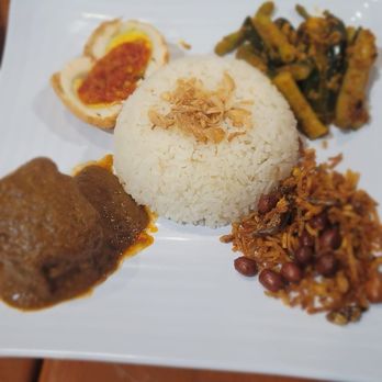 Sumatera Restaurant NYC - R2. Nasi Lemak Rendang - Indonesian Near Me - Elmhurst, New York