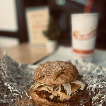 フライドバーガー 7th Street Burger West Village (ニューヨーク シティ) の
