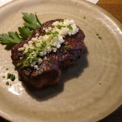 Weinkabinett und Weingut Fleischmann - Rumpsteak mit frischem Knoblauch