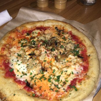 True Food Kitchen - Chicken Sausage pizza - Vegetarian Near Me - Pasadena, California