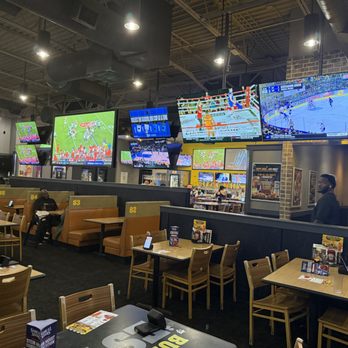 Buffalo Wild Wings - Chicken Wings Near Me - Columbia, South Carolina
