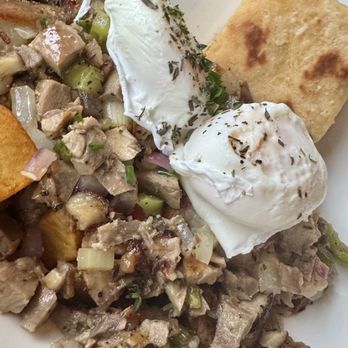 Jeffrey's Hillside Cafe - Duck hash - Breakfast & Brunch Near Me - Santa Rosa, California Jeffrey's Hillside Cafe - Duck hash - Breakfast & Brunch Near Me - Santa Rosa, California