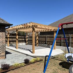 Ledco Construction - Pergola, concrete, custom walkway