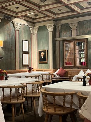 Spatenhaus at the opera by null