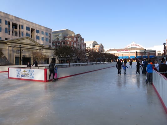 Skate The Station by null