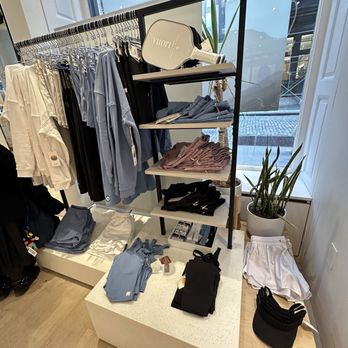 Vuori - Women's Clothing Near Me - New York, New York