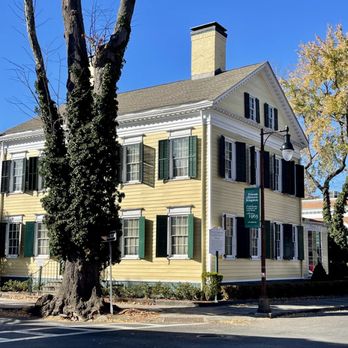 Kingston Stockade District - Friends of Historic Kingston Gallery / Fred J. Johnston House & Museum - Local Flavor Near Me