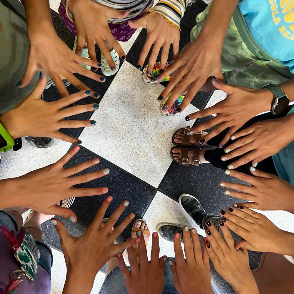 DEE DEE NAILS Updated September 2024 145 N Main St, Broadway