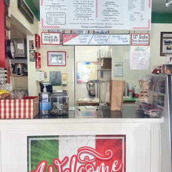Berto's Deli & Pasta Shoppe - Delis Near Me - Downers Grove, Illinois