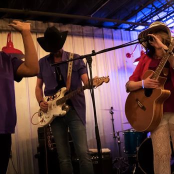 New Mexico Entertainment Magazine - Kyle Martin performs at The New Mexico Entertainment Magazine's
A Beautiful Experience: The Prince Tribute Concert at Rio Bravo Brewing. - Print Media Near Me - Albuquerque, New Mexico New Mexico Entertainment Magazine - Kyle Martin performs at The New Mexico Entertainment Magazine's
A Beautiful Experience: The Prince Tribute Concert at Rio Bravo Brewing. - Print Media Near Me - Albuquerque, New Mexico