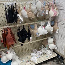 Viva Bargain - A whole 'mess' of bras!
