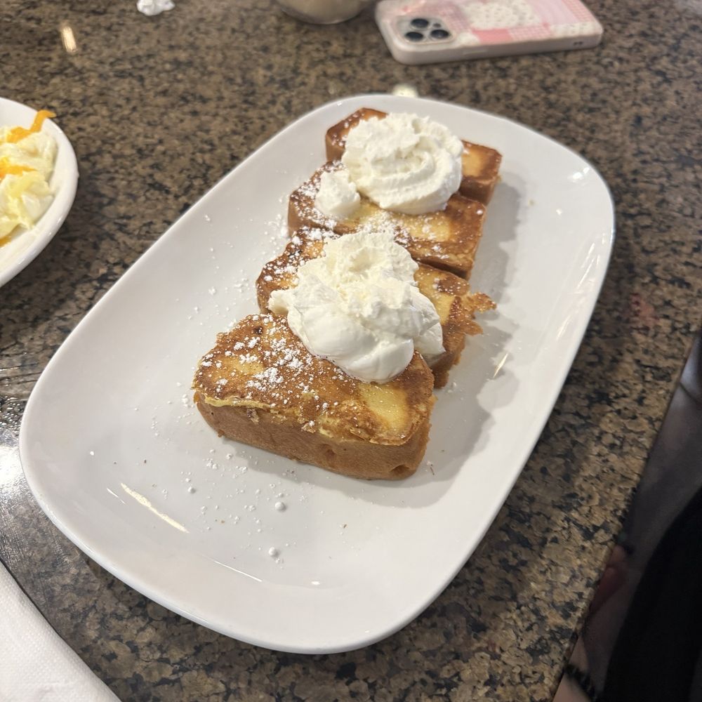 Another Broken Egg Cafe - Strawberry Pound Cake French Toast - Breakfast & Brunch Near Me - Jacksonville, Florida Another Broken Egg Cafe - Strawberry Pound Cake French Toast - Breakfast & Brunch Near Me - Jacksonville, Florida