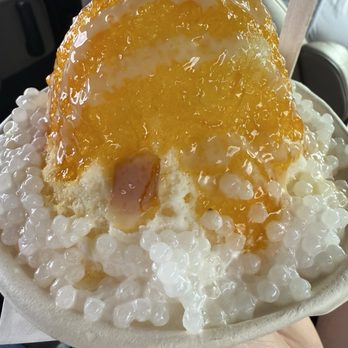 Waiola Shave Ice - Mango Sticky Rice - Ice Cream & Frozen Yogurt Near Me - Honolulu, Hawaii