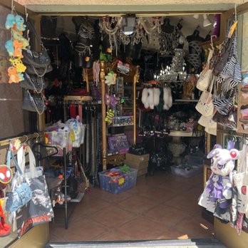 Heart Pop - Inside of store already showing the goodies - Accessories Near Me - Upland, California