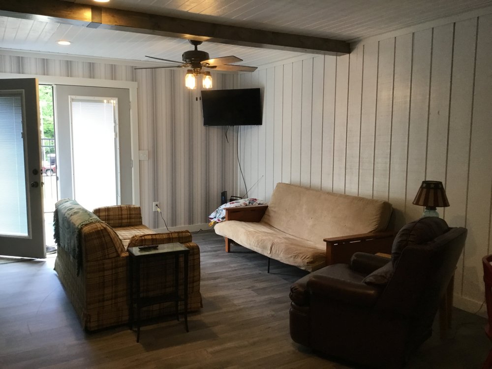 OPEN TRAIL LODGING 2182 Rockhouse Fork Rd, Delbarton, West Virginia