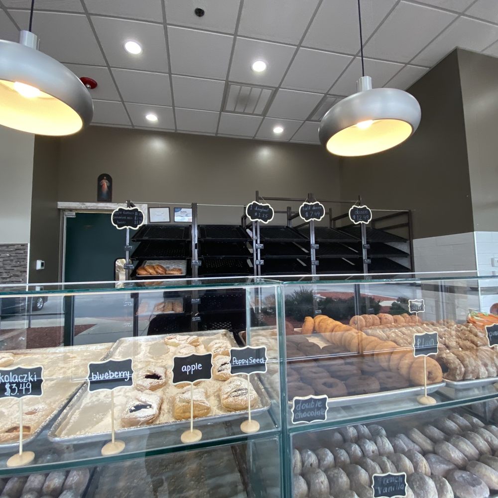 Doughnut - So many to choose from! - Donuts Near Me - Woodridge, Illinois