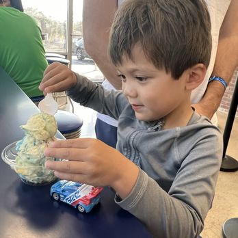 Handel's Homemade Ice Cream - Ice Cream & Frozen Yogurt Near Me - Austin, Texas Handel's Homemade Ice Cream - Ice Cream & Frozen Yogurt Near Me - Austin, Texas