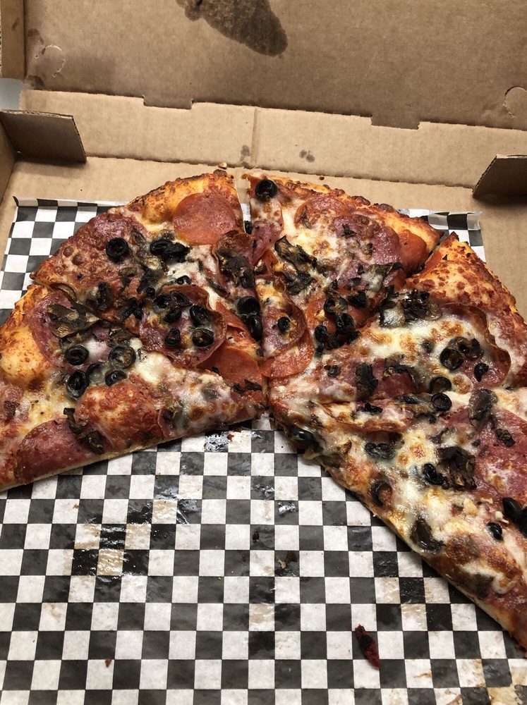 UPPER CRUST PIZZERIA 53 Photos & 218 Reviews Pizza 39331 S Hwy 1