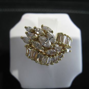 Lewco Gold & Silver Corp - 14kt yellow gold estate ring with baguette and marquee diamonds - Jewelry Near Me - Staten Island, New York Lewco Gold & Silver Corp - 14kt yellow gold estate ring with baguette and marquee diamonds - Jewelry Near Me - Staten Island, New York