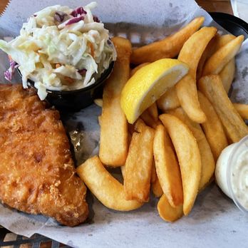 The Chowder Barge - Fish and Fish & Chips - Seafood Near Me - Wilmington, California