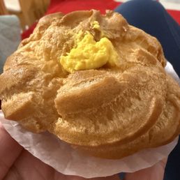 Artificial durian puff pastry