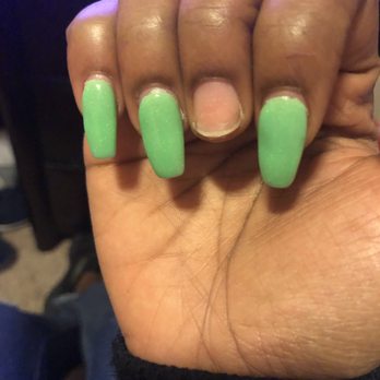 VIP Nail Lounge - Other nails didn't even grow out before one popped off - Nail Salons Near Me - Denton, Texas