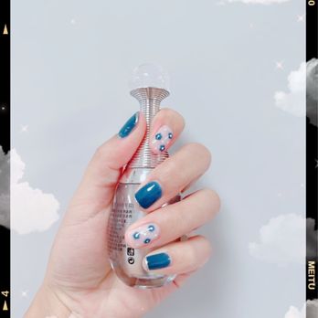 Classic Nail Salon - color gel design - Nail Salons Near Me - Glen Head, New York