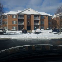 Stony Pointe Apartments - Great looking Apartments! These are Apartments are absolutely nice, in a great neighborhood as well.