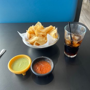 Los Perez Mexican Restaurant - Chips and dip! With Diet Coke! - Mexican Near Me - Katy, Texas Los Perez Mexican Restaurant - Chips and dip! With Diet Coke! - Mexican Near Me - Katy, Texas