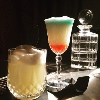 Le Syndicat - Le Laurier Apollon and Made in France cocktails - Cocktail Bars Near Me - Paris, 75