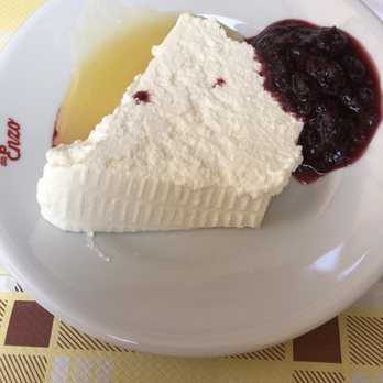 Da Enzo al 29 - Ricotta w/jam and honey - Roman Near Me - Rome, RM Da Enzo al 29 - Ricotta w/jam and honey - Roman Near Me - Rome, RM
