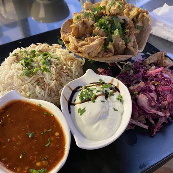 Rozanna - Chicken shawarma plate - Mediterranean Near Me - Manchester, Missouri Rozanna - Chicken shawarma plate - Mediterranean Near Me - Manchester, Missouri