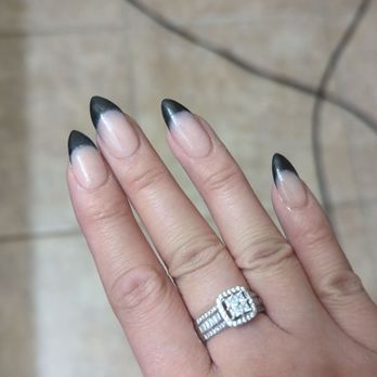 Aura Salon & Spa - Nail Salons Near Me - Denton, Texas