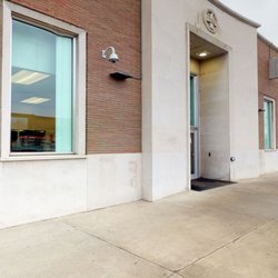 Bank of America Financial Center - Storefront