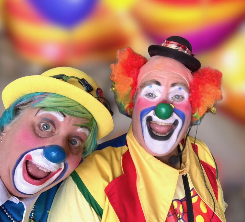 Stubby and Wing Nut’s Clown Show Logo