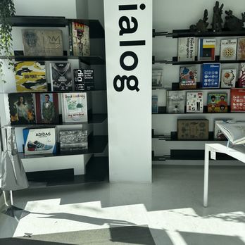 dialog - Coffee & Tea Near Me - Phoenix, Arizona