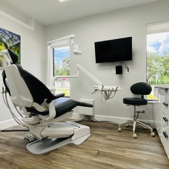 Vero Smiles Dentistry - General Dentistry Near Me - Vero Beach, Florida Vero Smiles Dentistry - General Dentistry Near Me - Vero Beach, Florida