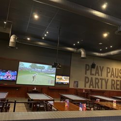 Dave & Buster's Springdale - Cincinnati - Pool room