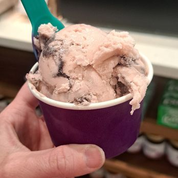 Bumbleberry Bakery - Bumbleberry Ice Cream - Ice Cream & Frozen Yogurt Near Me - Springdale, Utah Bumbleberry Bakery - Bumbleberry Ice Cream - Ice Cream & Frozen Yogurt Near Me - Springdale, Utah