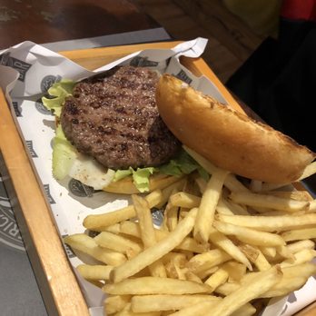 T-Burger - Burger and fries, my daughter said it was great. - American Near Me - Rome, RM T-Burger - Burger and fries, my daughter said it was great. - American Near Me - Rome, RM