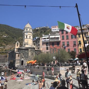 Comune Di Vernazza - Landmarks & Historical Buildings Near Me - Vernazza, SP