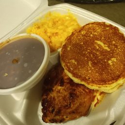 Chicken breast baked beans mac, Johnny cake Chicken breast baked beans mac, Johnny cake