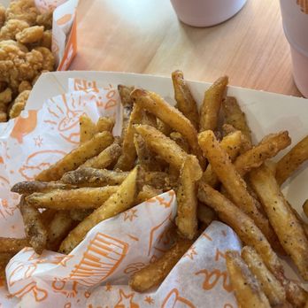 Popeyes Louisiana Kitchen - Greasy - Fast Food Near Me - Charlottesville, Virginia