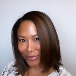 360 The Colour Bar Salon - Balayage and trim today with Isabel