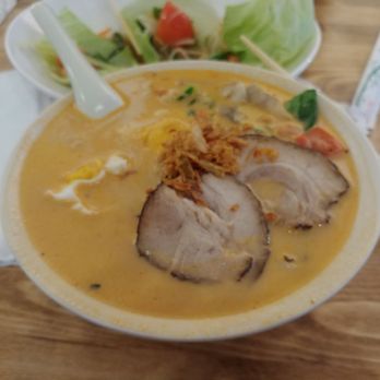 Grub Thai - Tonkatsu Tom Yum ramen - Pan Asian Near Me - Snowmass Village, Colorado Grub Thai - Tonkatsu Tom Yum ramen - Pan Asian Near Me - Snowmass Village, Colorado
