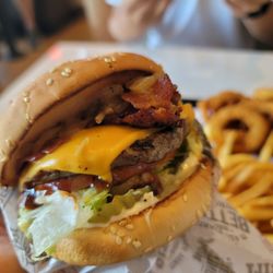 Habit Burger & Grill - BBQ Bacon Char